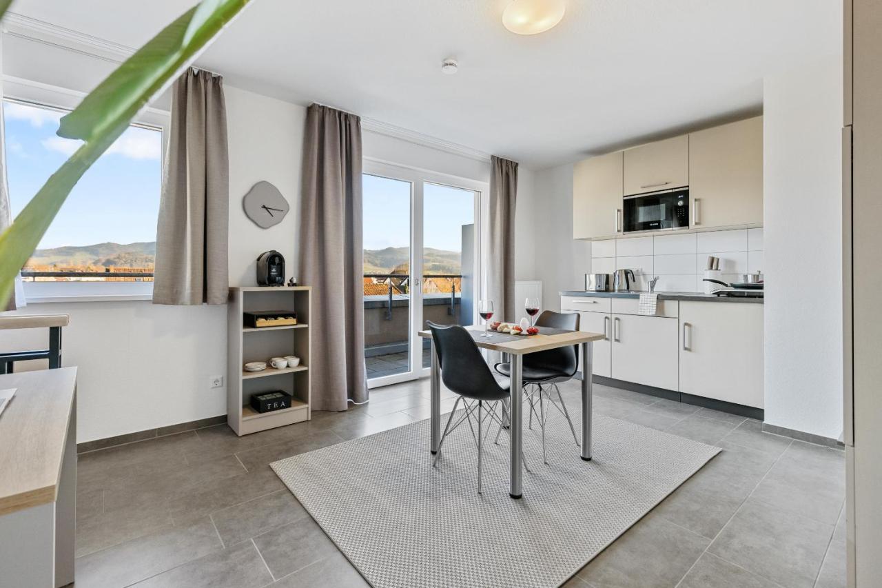 Empire Living: Denzlingen Marktplatz Eksteriør bilde