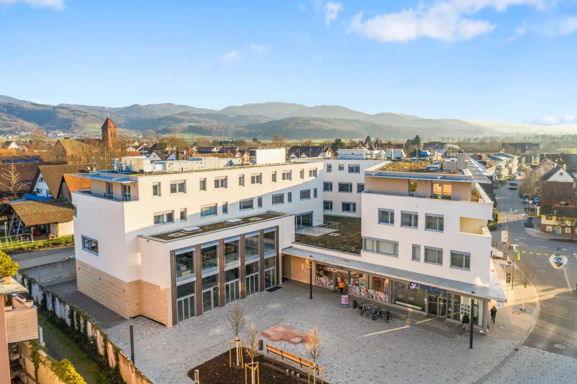 Empire Living: Denzlingen Marktplatz Eksteriør bilde